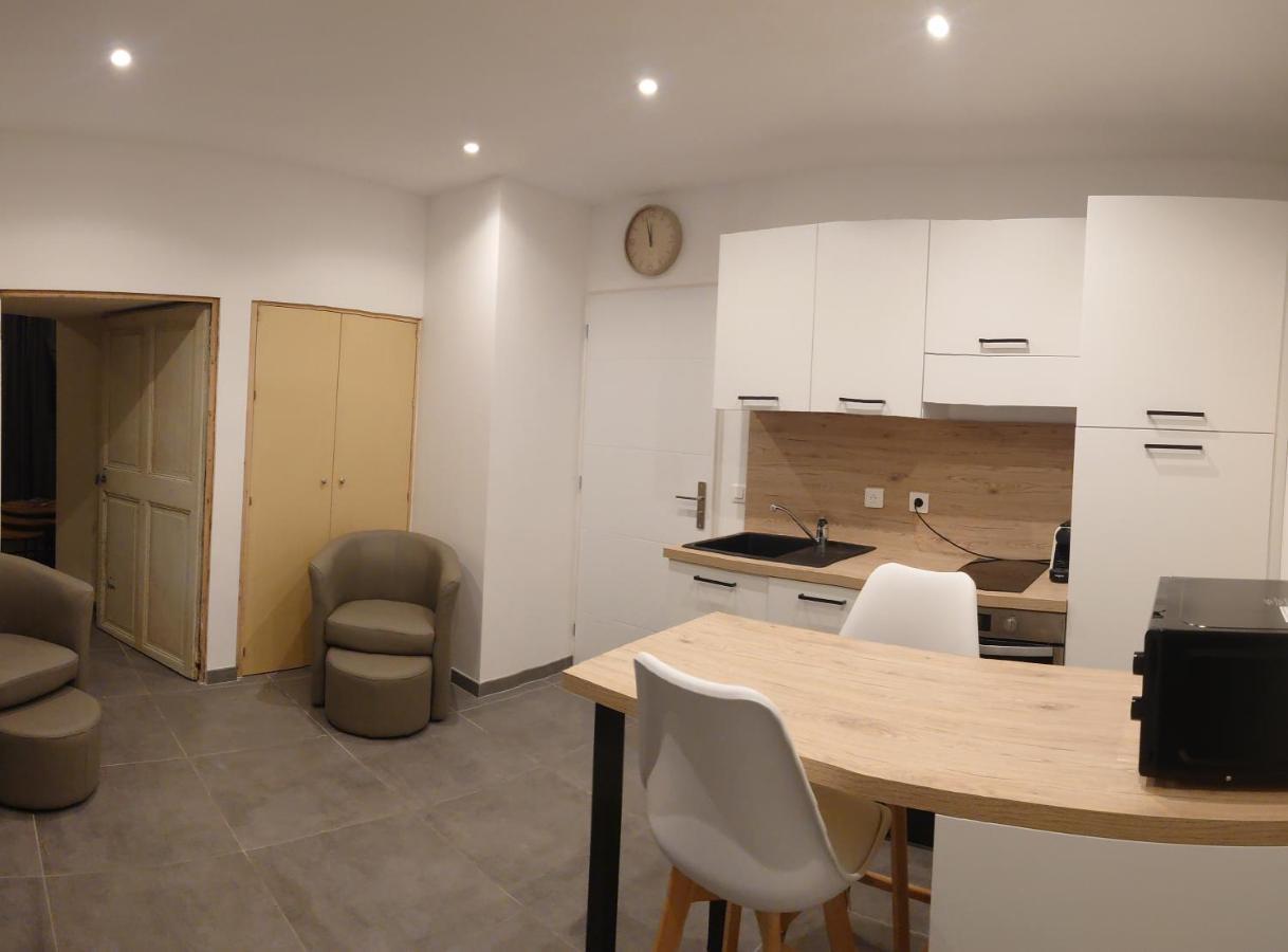 Appartement De La Tour Connaux エクステリア 写真