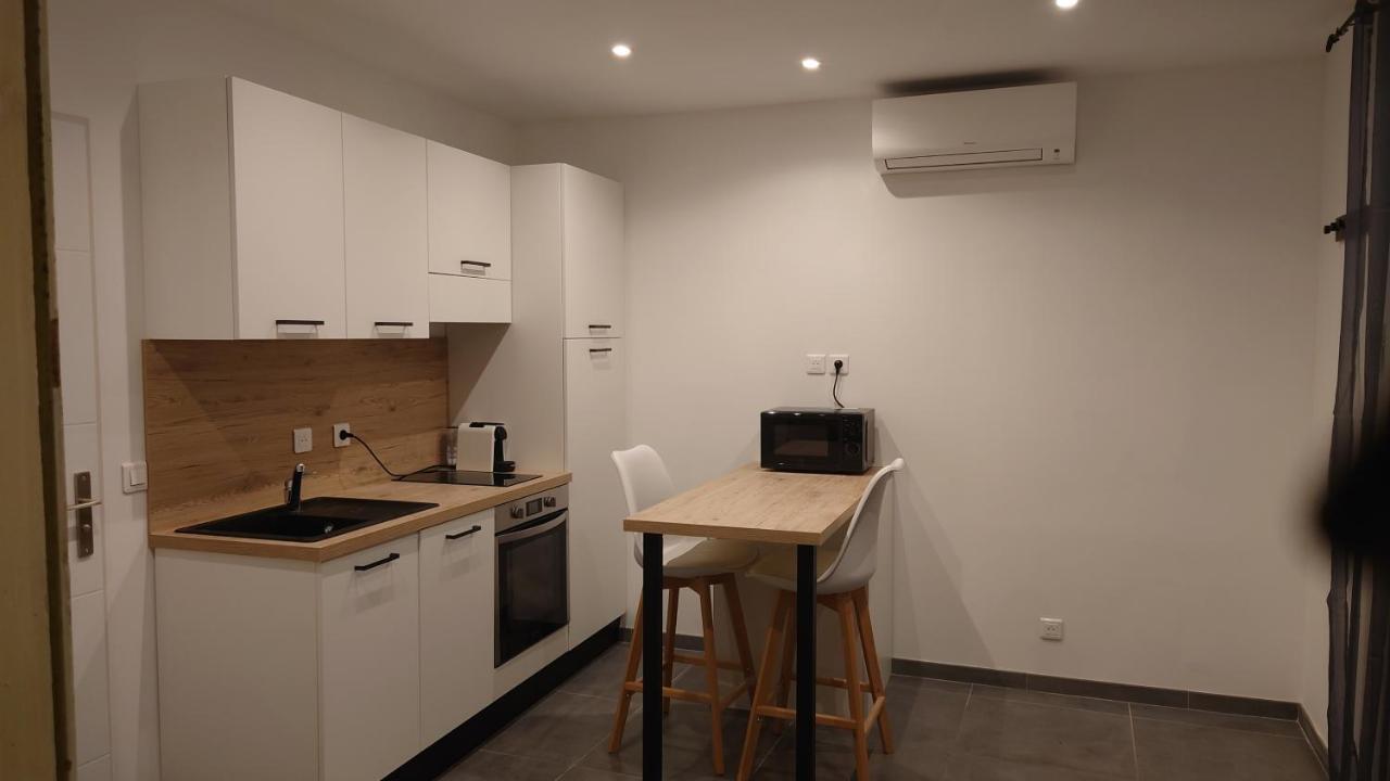 Appartement De La Tour Connaux エクステリア 写真